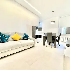 Be-c0 Luxury & Family Apartamento Milán